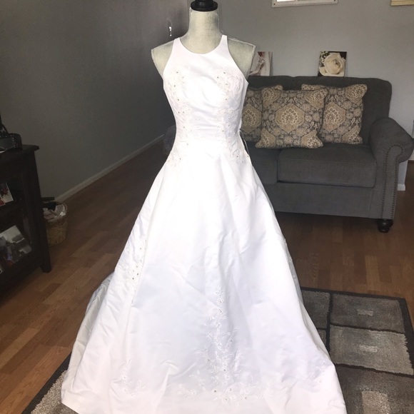 Wedding dress - Picture 5 of 5